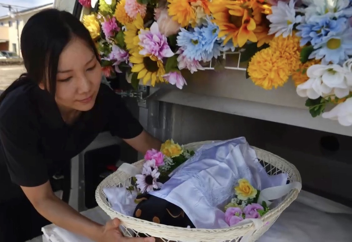 【一宮市】ペット火葬・葬儀はアイリス｜女性スタッフによる優しいお見送り